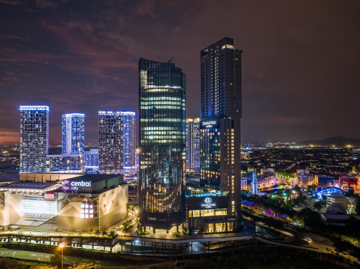 Doubletree By Hilton Shah Alam I-City Exterior foto