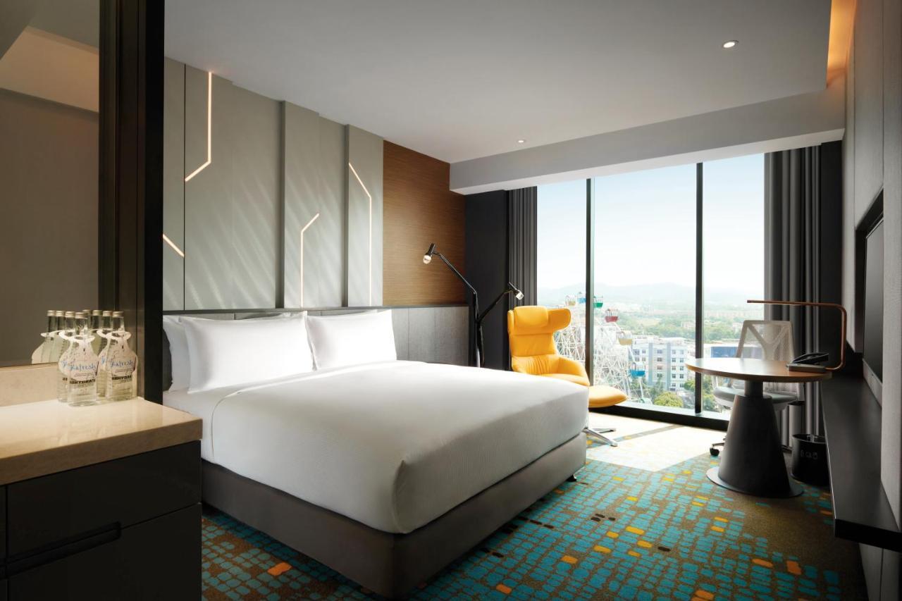 Doubletree By Hilton Shah Alam I-City Exterior foto